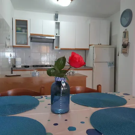 Nyaraló House Vien Nerezine